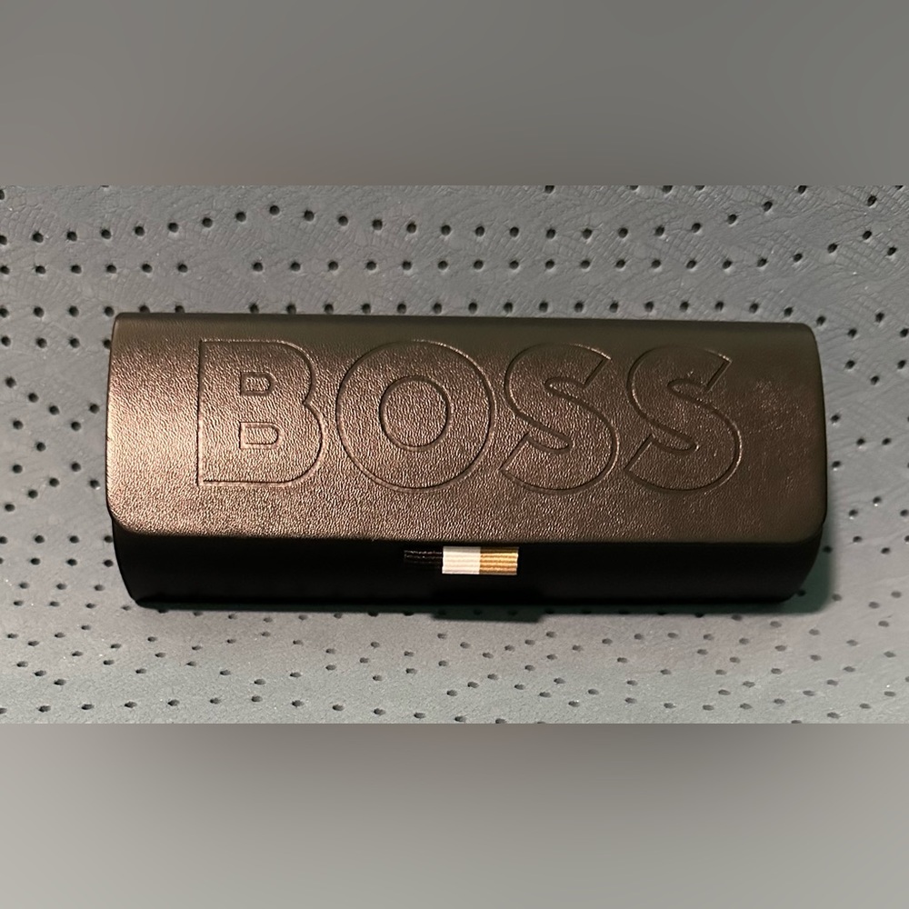 New BOSS, men sunglasses case